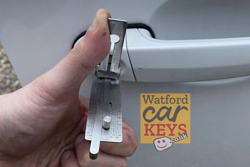 Auto Locksmith in Greenford- Car unlocking with lockpick