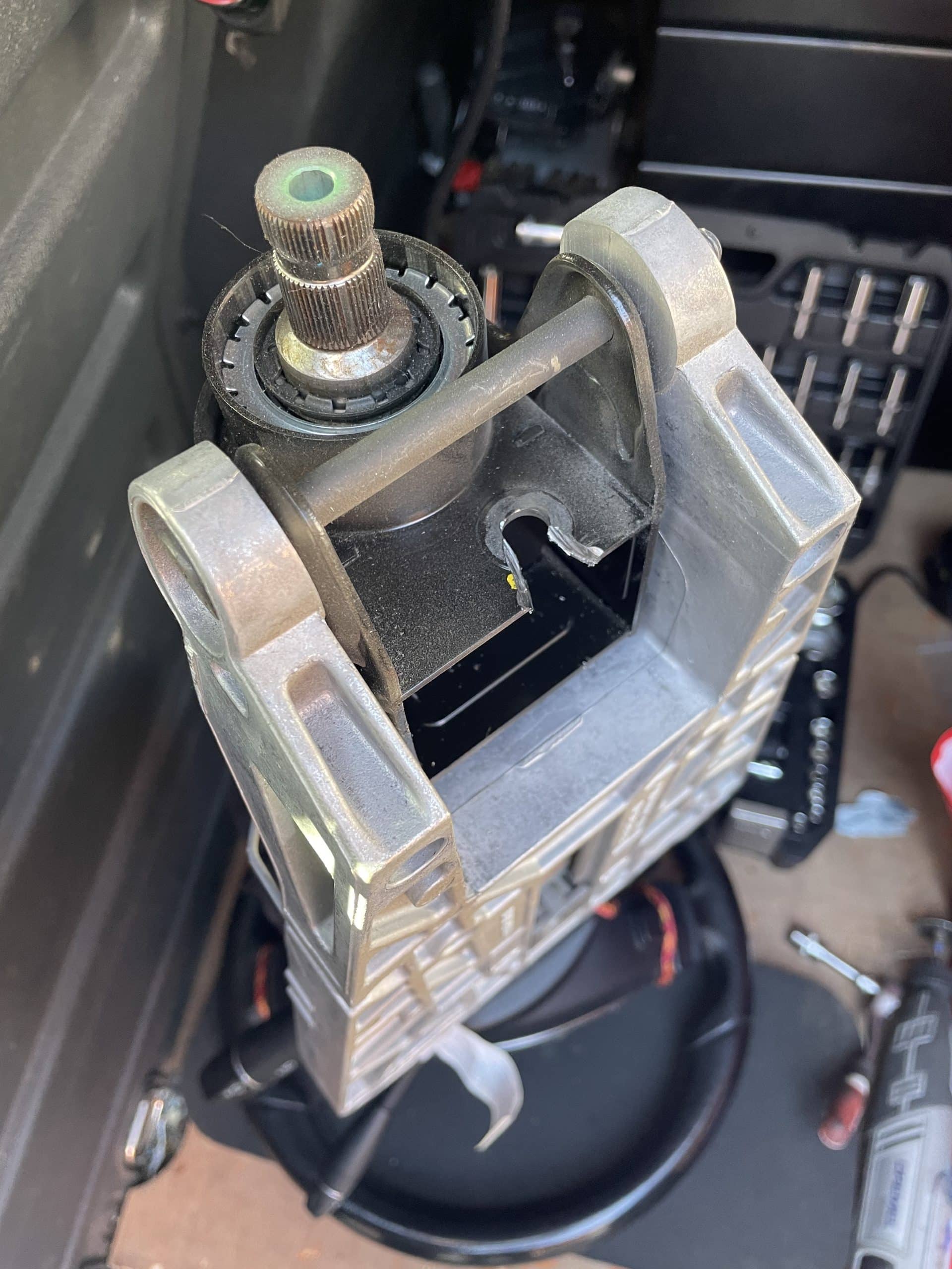 Mercedes steering lock faulty?